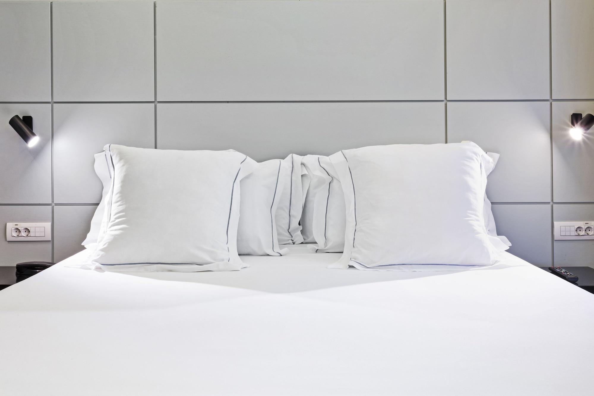 One Shot Recoletos Hotell Madrid Exteriör bild