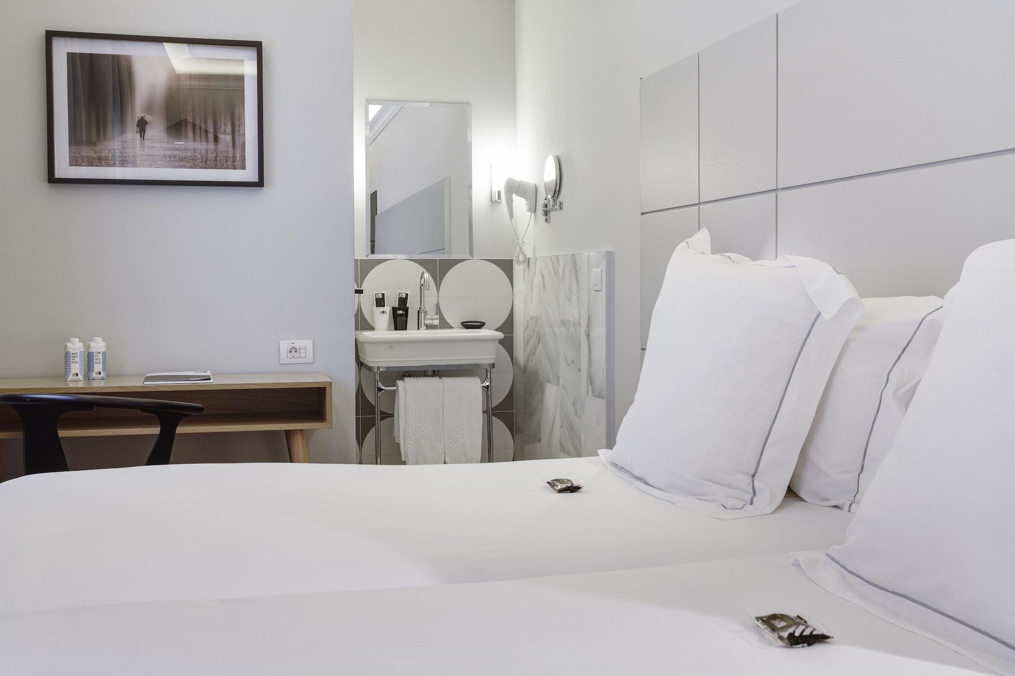 One Shot Recoletos Hotell Madrid Exteriör bild
